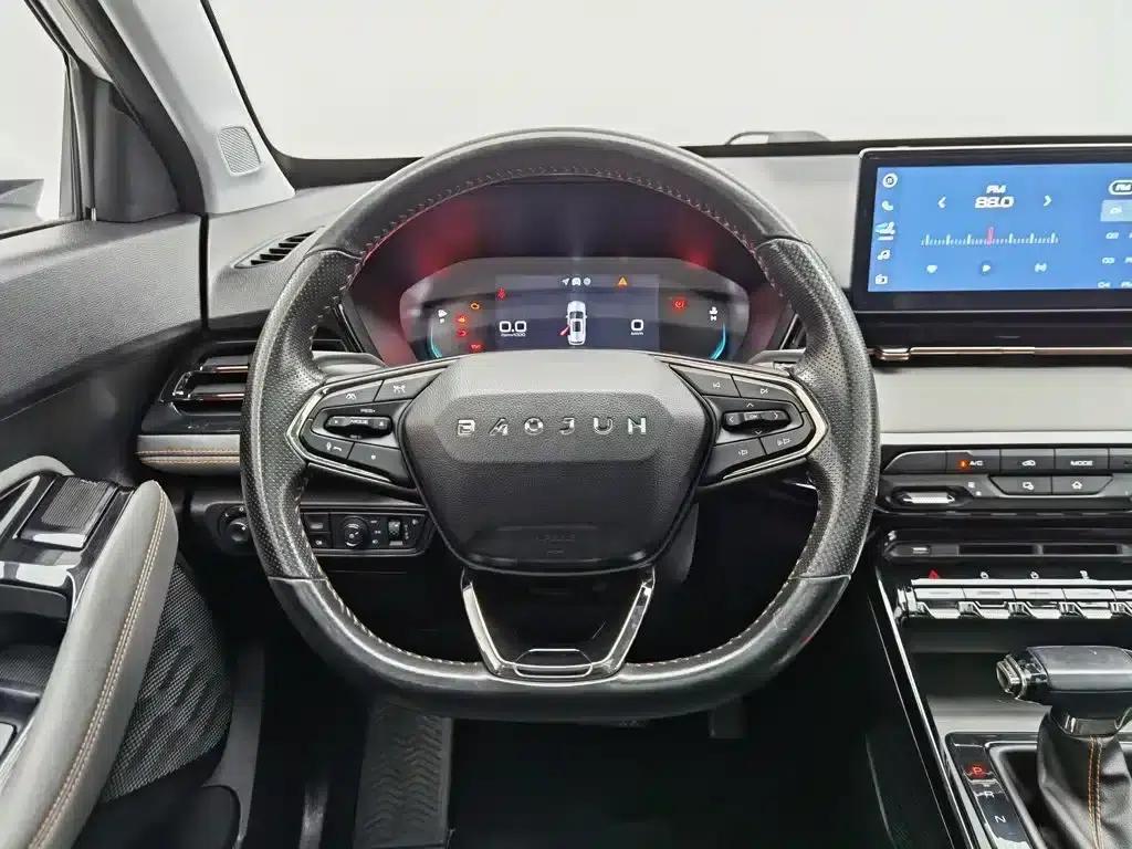 Baojun RS-3 2020 1.5L CVT 24-Hour Online Luxury Edition — миниатюра 11