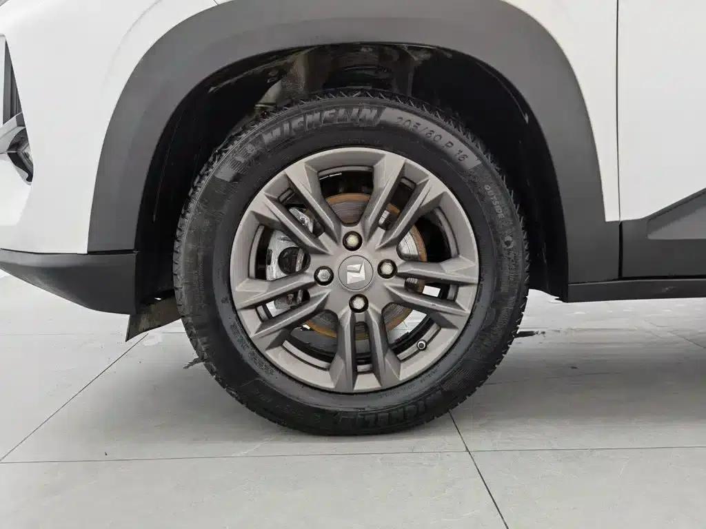 Baojun RS-3 2020 1.5L CVT 24-Hour Online Luxury Edition — миниатюра 17