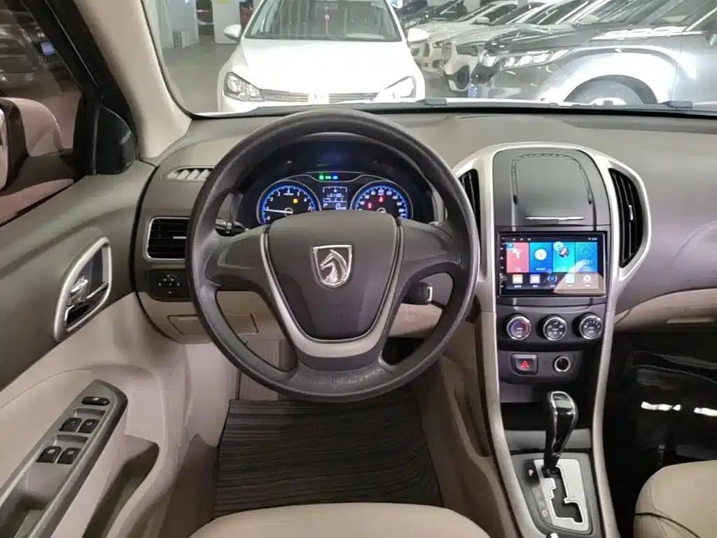 Baojun 630 2014 1.5L Automatic Comfort Model — миниатюра 11