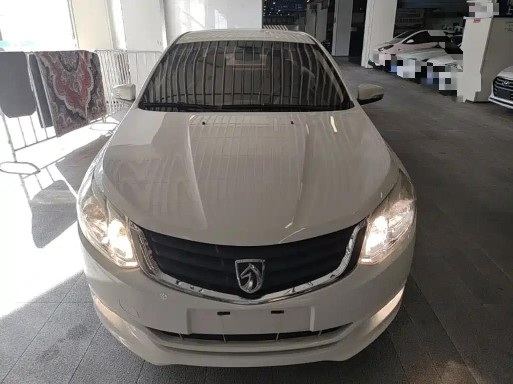 Baojun 630 2014 1.5L Automatic Comfort Model — миниатюра 3