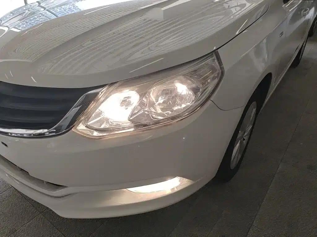 Baojun 630 2014 1.5L Automatic Comfort Model — миниатюра 24