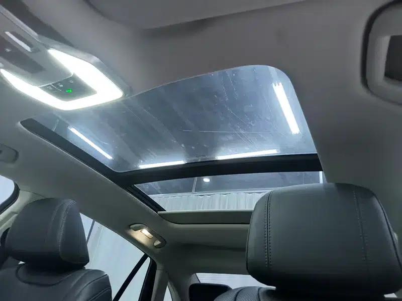 Hongqi H5 2023 1.5T HEV Intelligent Flagship Edition — миниатюра 19