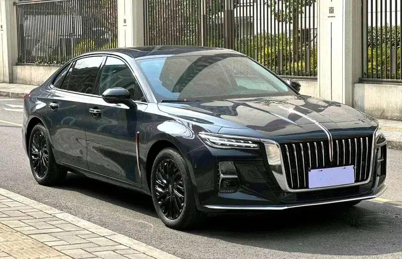 Hongqi H5 2023 2.0T Automatic Intelligent Flagship Edition — миниатюра 3