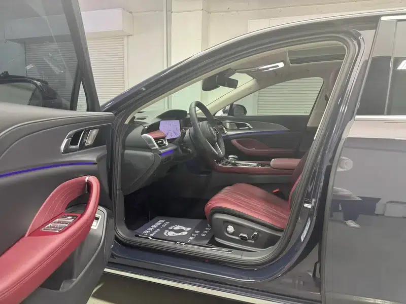 Hongqi H5 2023 2.0T Automatic Intelligent Flagship Edition — миниатюра 13