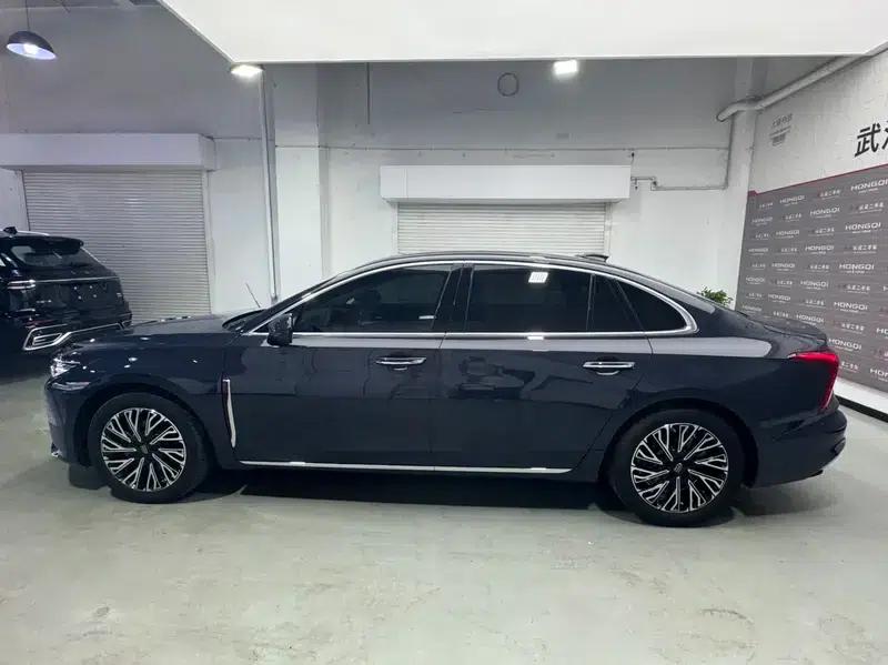 Hongqi H5 2023 2.0T Automatic Intelligent Flagship Edition — миниатюра 4