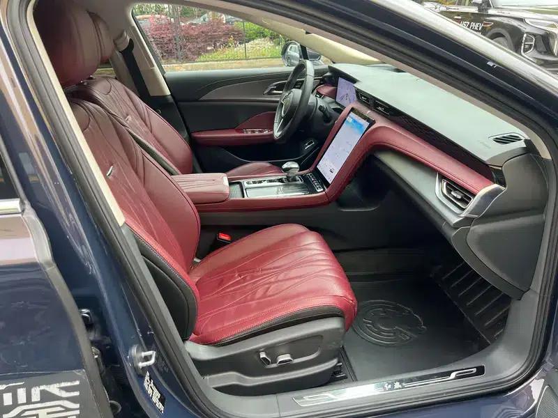 Hongqi H5 2024 2.0T Automatic Intelligent Flagship Edition — миниатюра 6