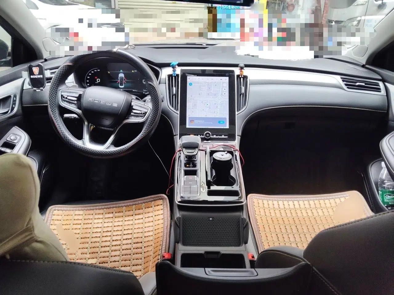 Roewe i6 MAX 2020 300TGI Automatic Cool & Stylish Skyroof Edition — миниатюра 9