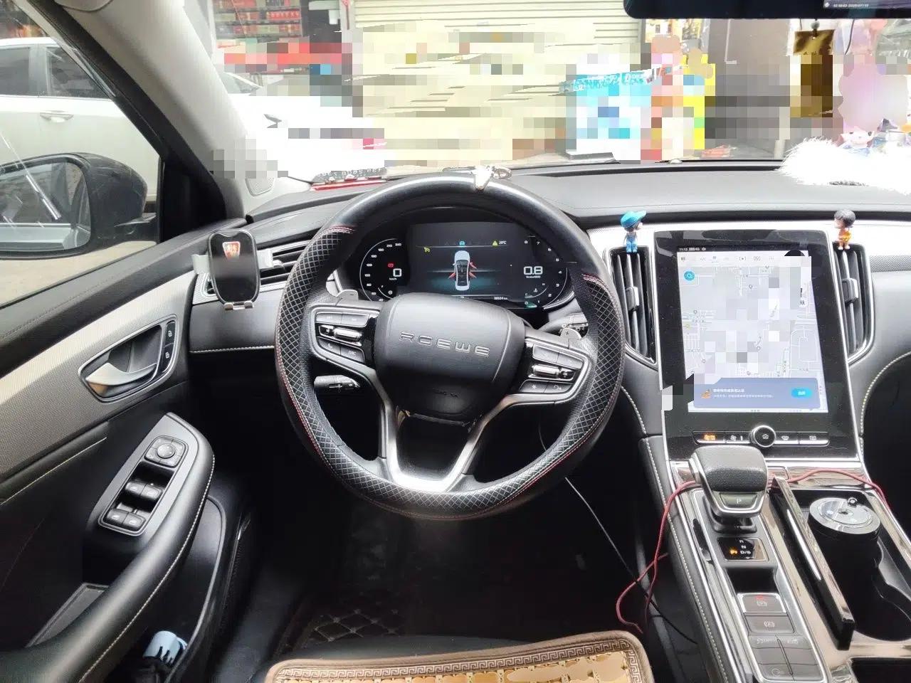 Roewe i6 MAX 2020 300TGI Automatic Cool & Stylish Skyroof Edition — миниатюра 10