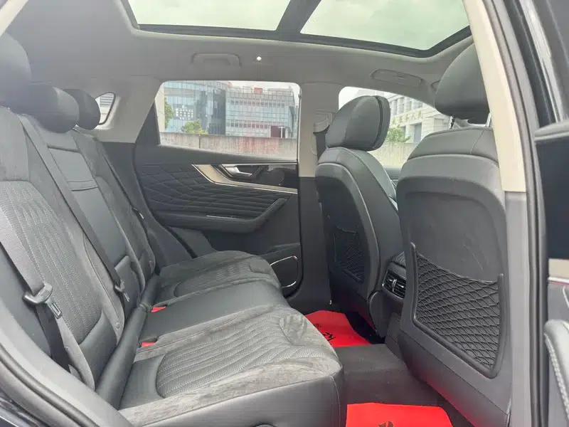 Hongqi HS5 2022 Facelift 2.0T Intelligent Flagship Edition — миниатюра 17