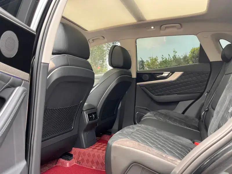 Hongqi HS5 2022 Facelift 2.0T Intelligent Flagship Enjoy 4WD Edition — миниатюра 11