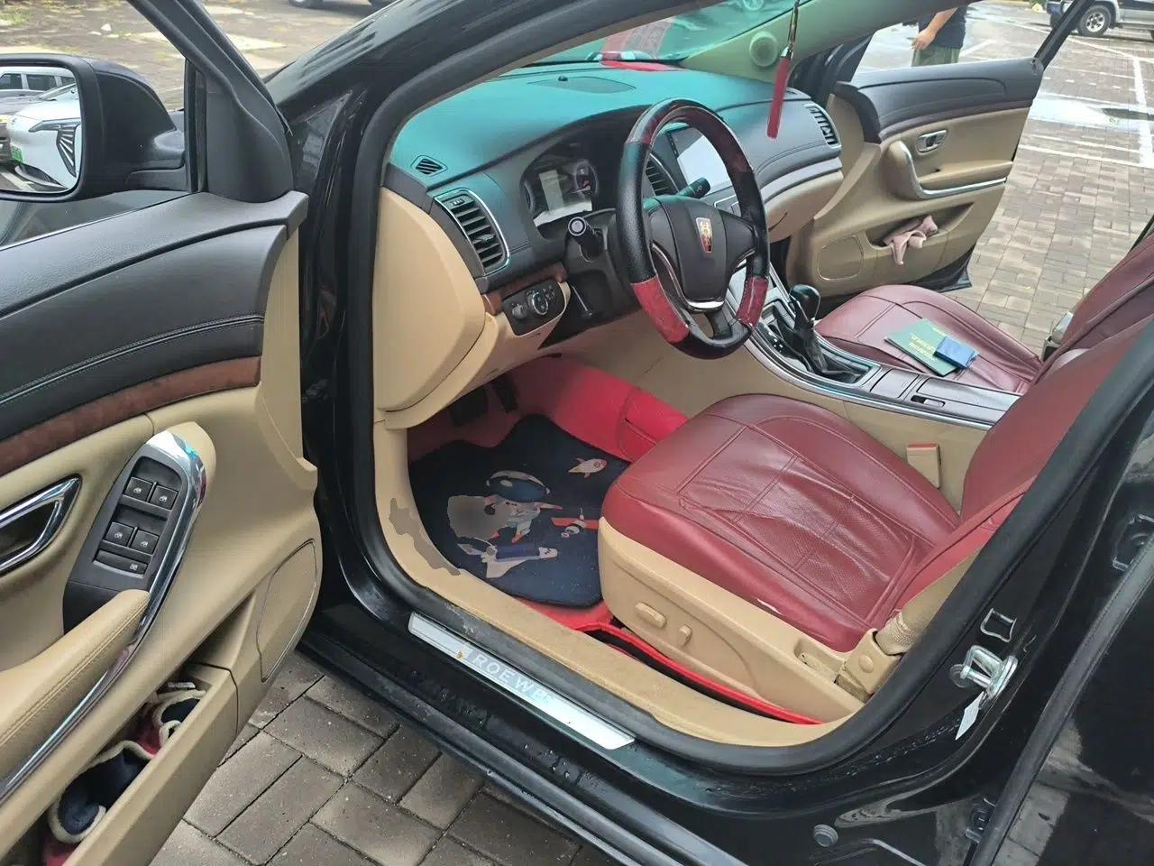Roewe 950 2012 2.0L Comfort Edition — миниатюра 16