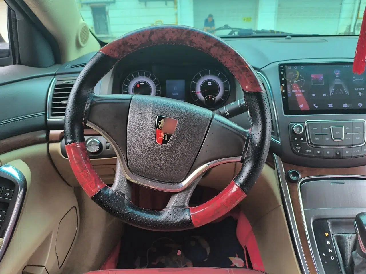 Roewe 950 2012 2.0L Comfort Edition — миниатюра 10