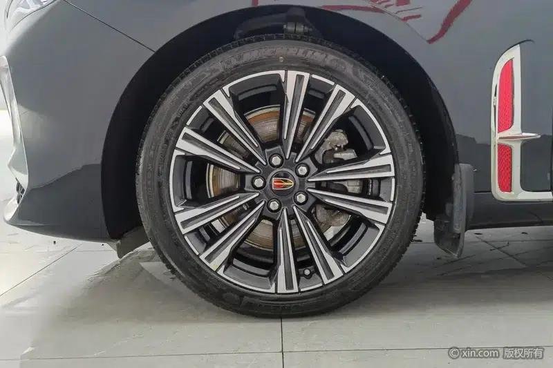 Hongqi H9 2024 2.0T Flagship Private Style Edition — миниатюра 11