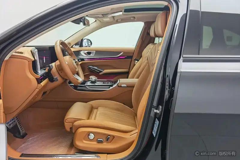 Hongqi H9 2024 2.0T Flagship Private Style Edition — миниатюра 18