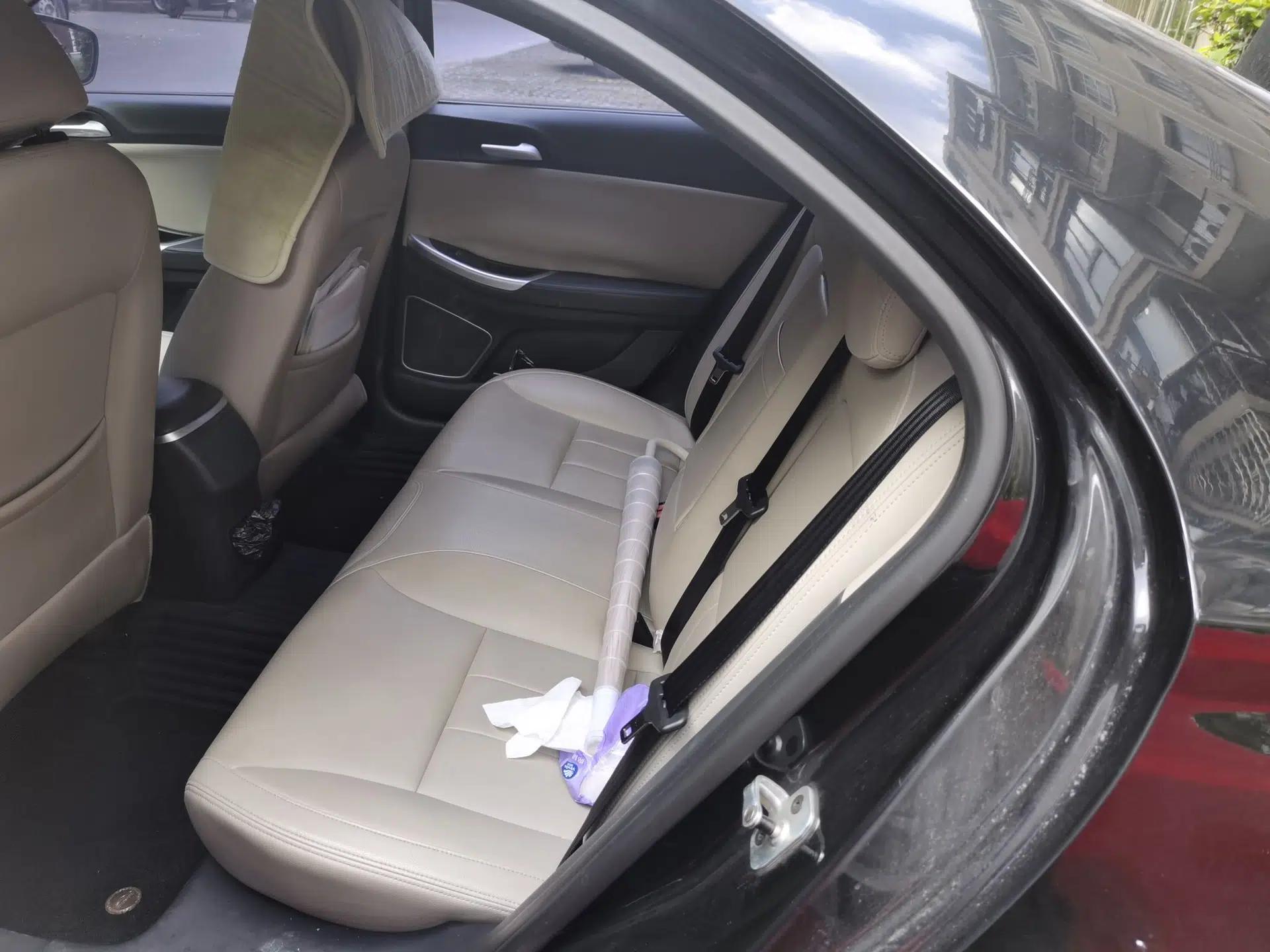 Roewe e550 2016 Flagship Edition — миниатюра 17