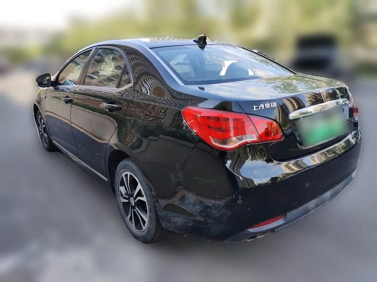 Roewe e550 2016 Deluxe Edition — миниатюра 4