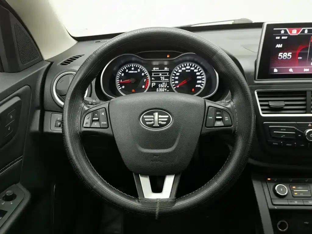 Bestune X40 2018 Popular Edition 1.6L Automatic Luxury — миниатюра 11