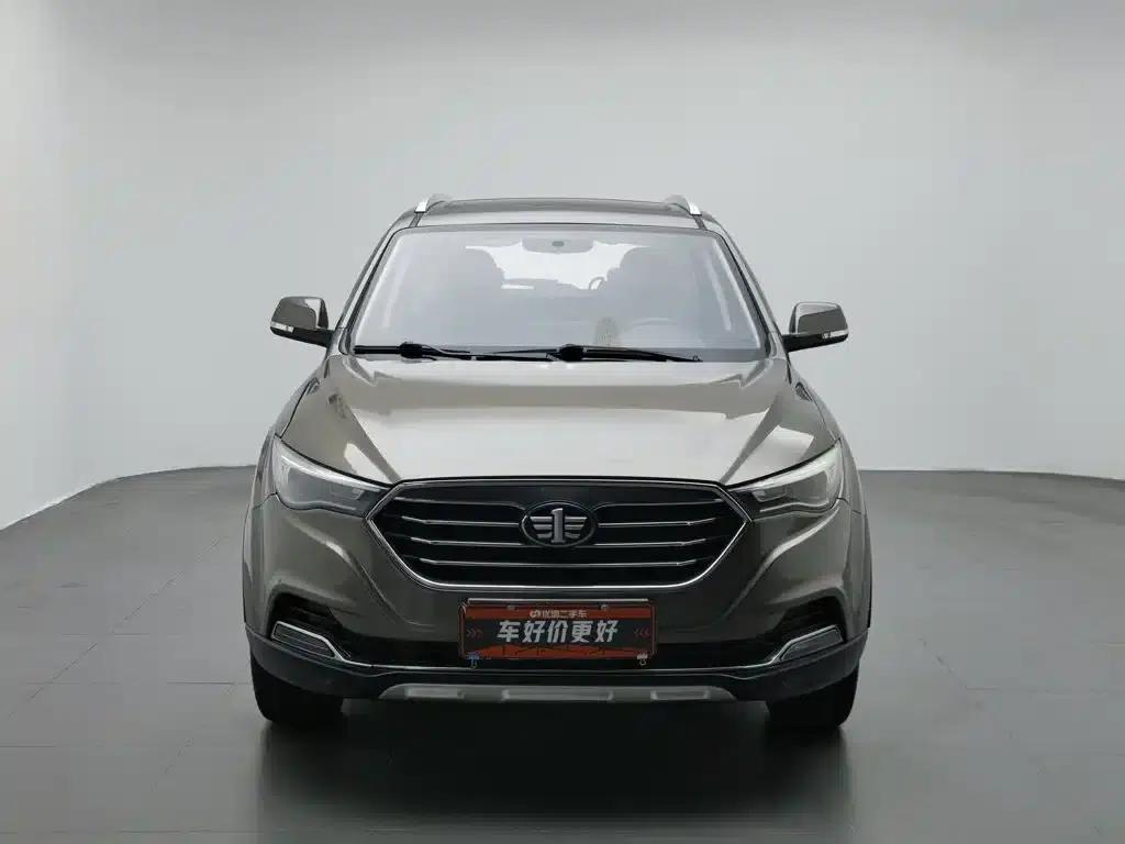 Bestune X40 2018 Popular Edition 1.6L Automatic Luxury — миниатюра 3