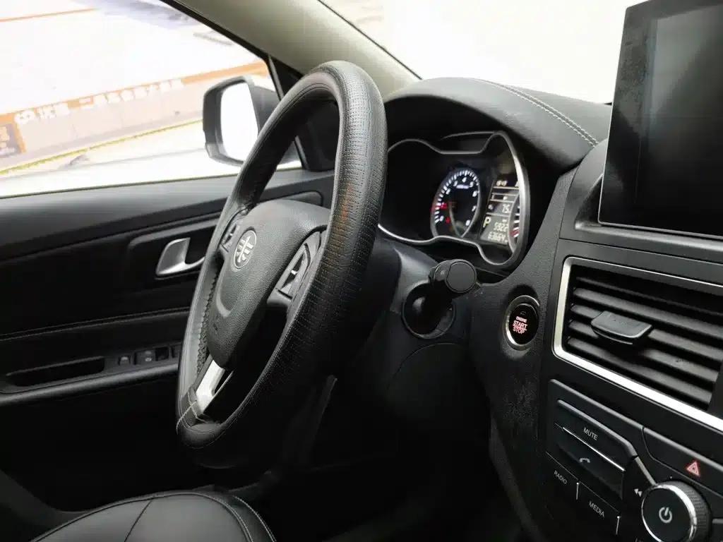 Bestune X40 2018 Popular Edition 1.6L Automatic Luxury — миниатюра 22