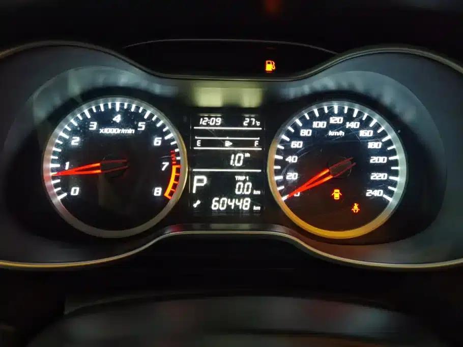 Besturn X40 2017 1.6L Automatic Premium Edition — миниатюра 14