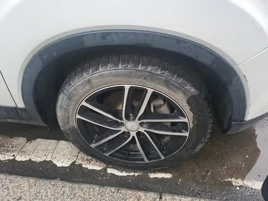 Besturn X40 2017 1.6L Automatic Premium Edition — миниатюра 6