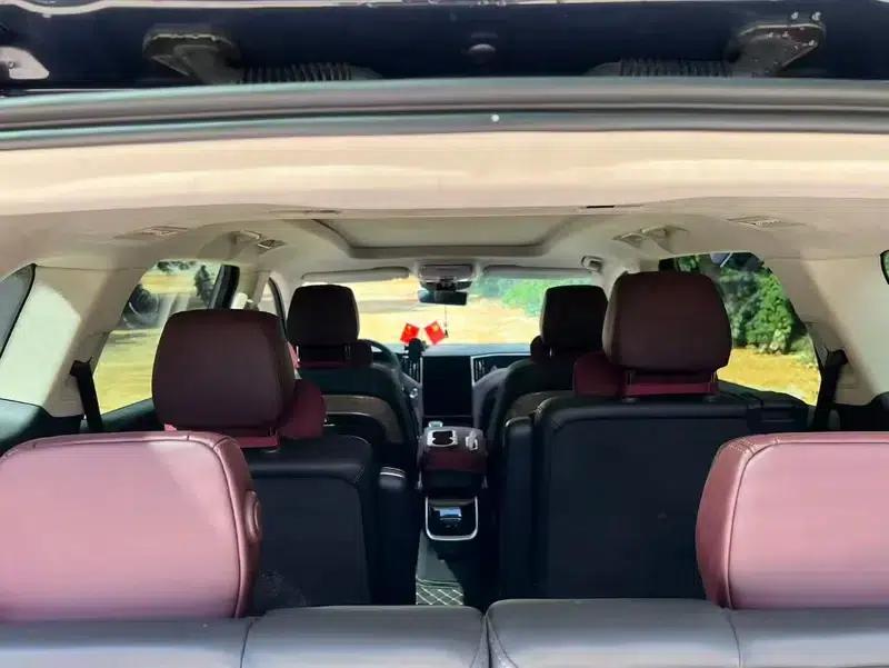 Hongqi HS7 2023 2.0T 4WD Flagship Edition 6-seater — миниатюра 9