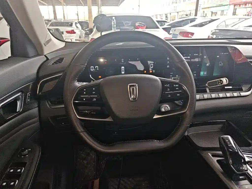 Bestune T55 2021 1.5T Automatic Enjoyment Edition — миниатюра 11