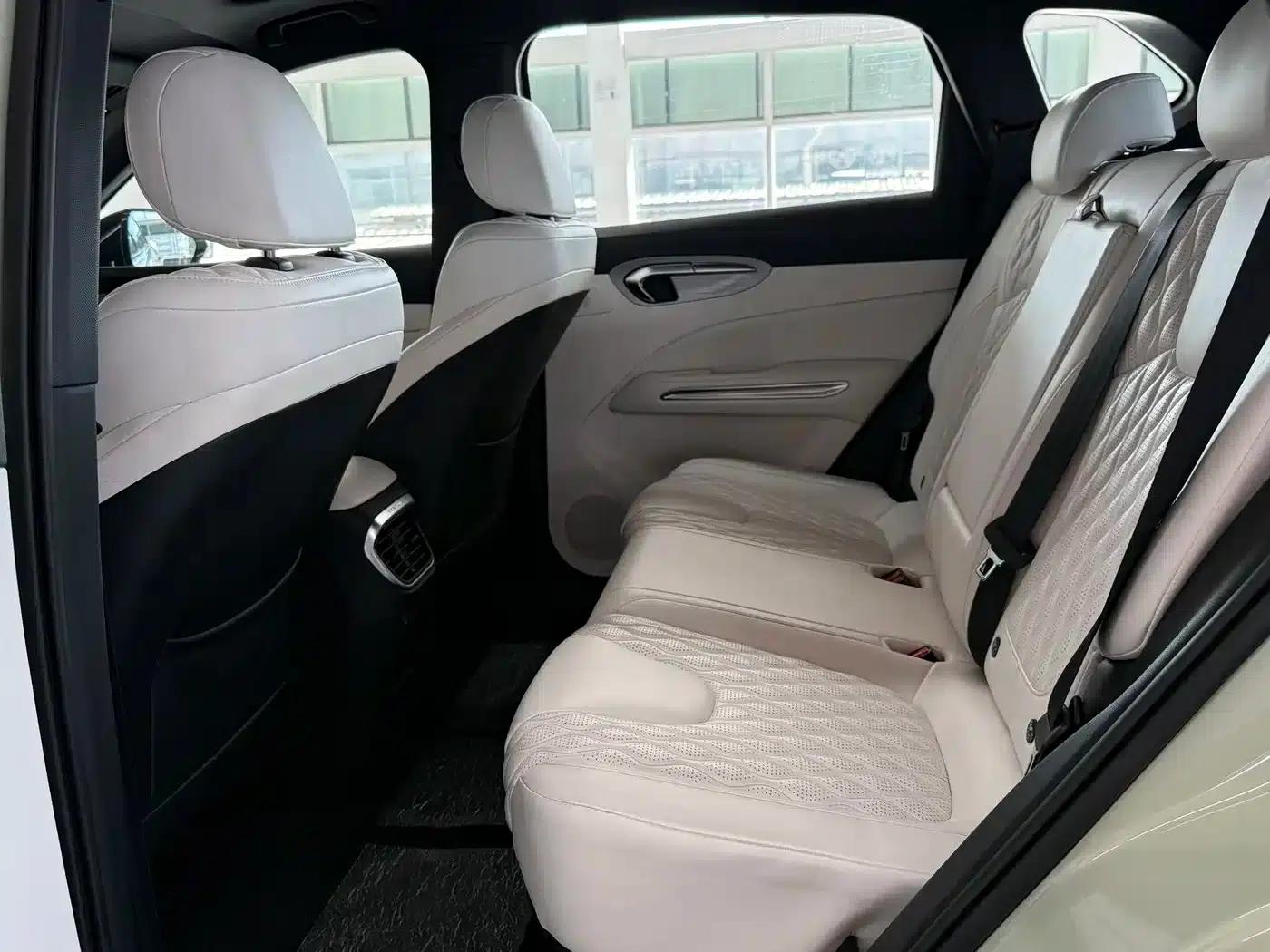 Yueyi 07 2025 Model 210km Enjoy Edition — миниатюра 11