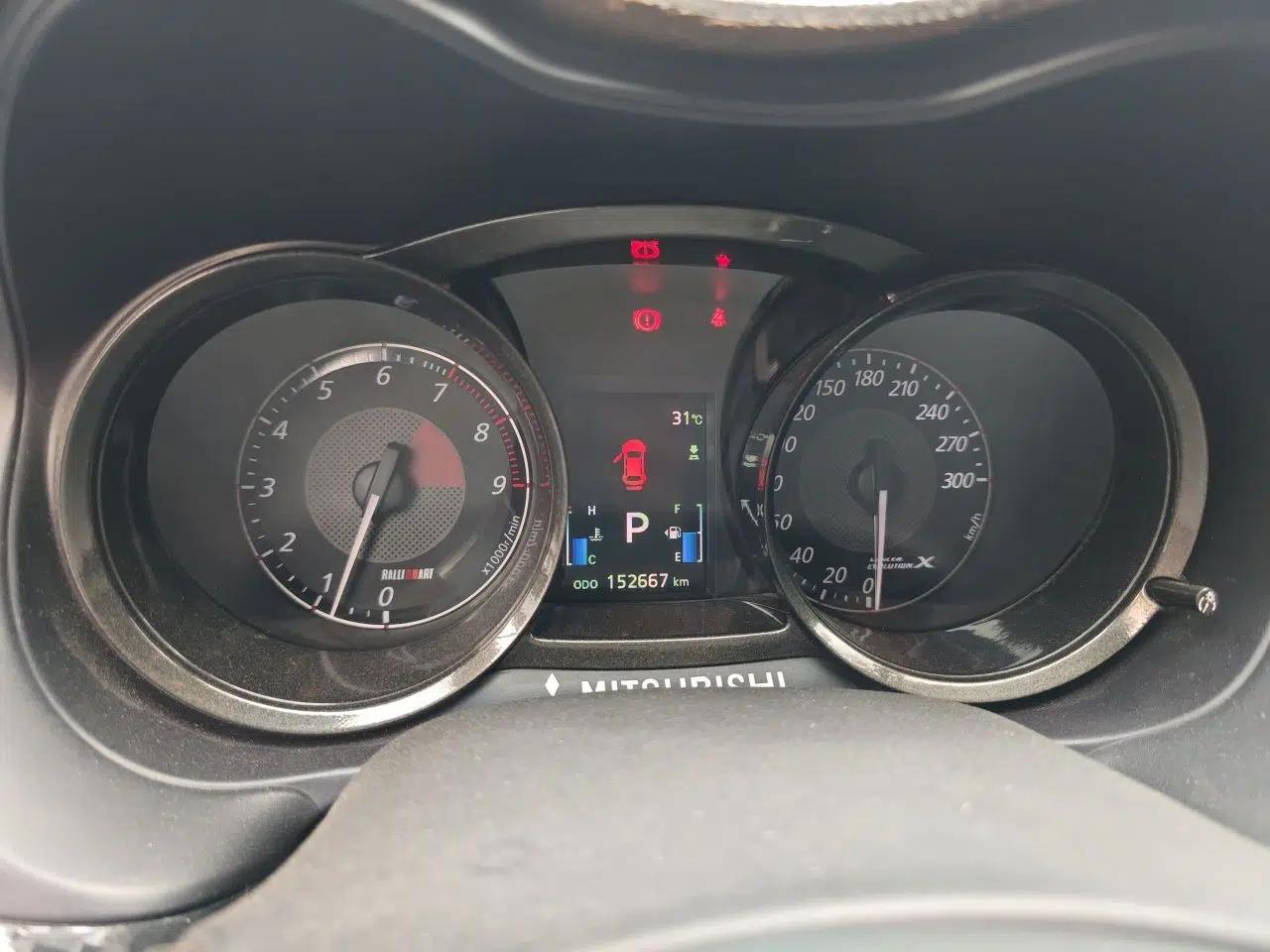 Mitsubishi Lancer EX 2015 1.8L CVT ZhiShang Edition China IV Standard — миниатюра 11