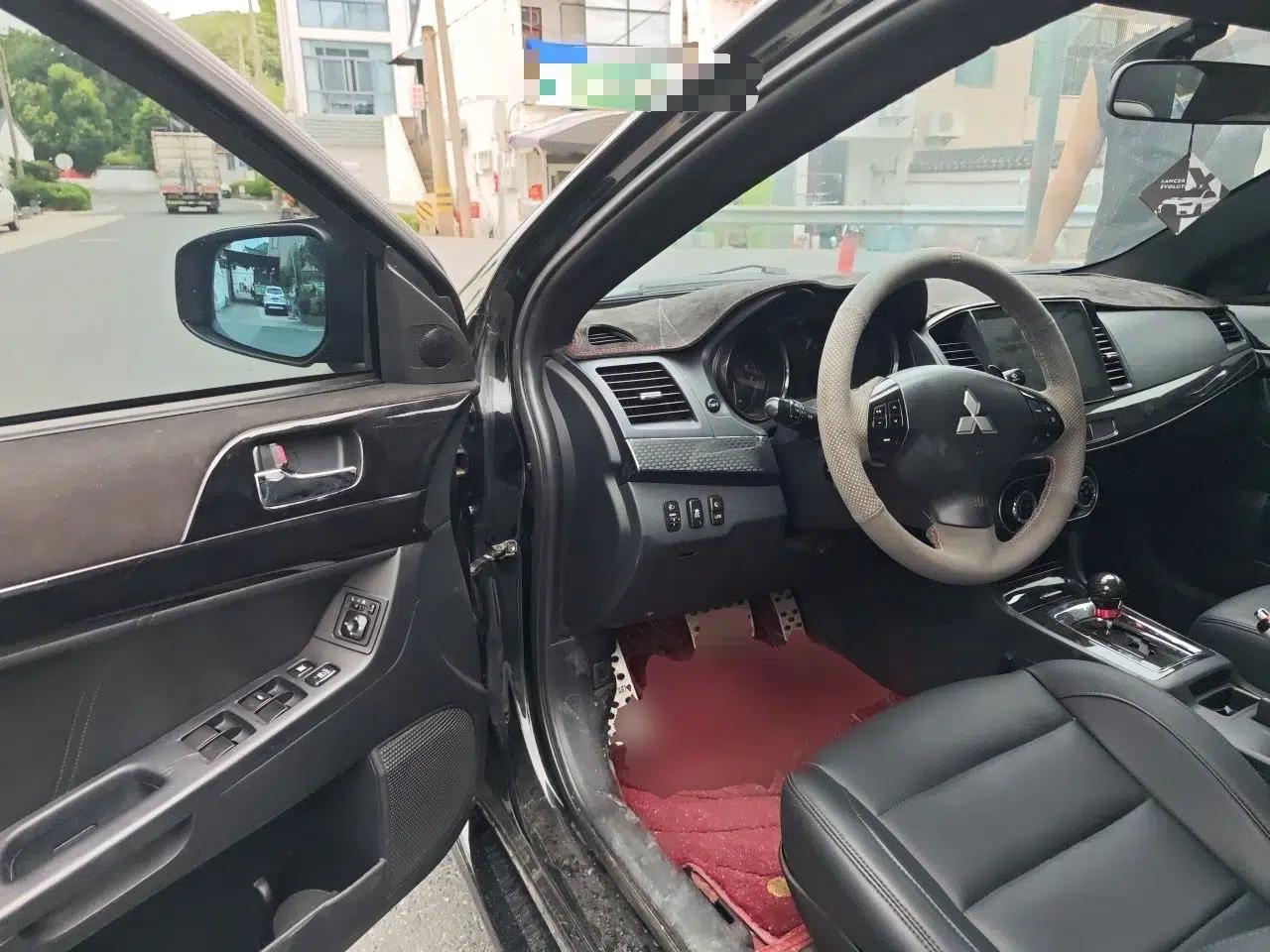 Mitsubishi Lancer EX 2015 1.8L CVT ZhiShang Edition China IV Standard — миниатюра 16