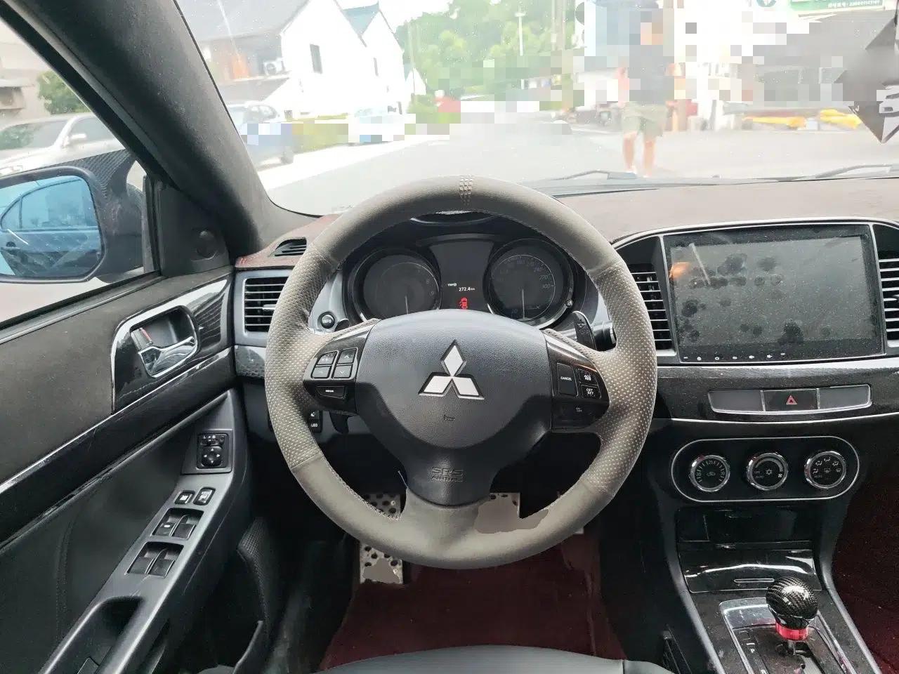 Mitsubishi Lancer EX 2015 1.8L CVT ZhiShang Edition China IV Standard — миниатюра 10