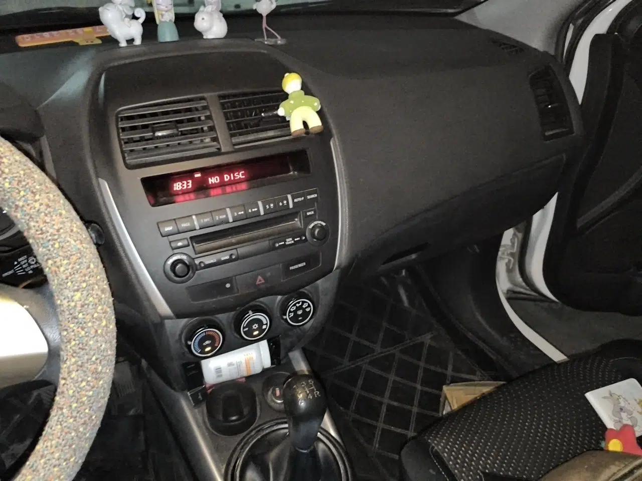 Mitsubishi ASX 2013 1.6L Manual Two-Wheel Drive Standard Edition — миниатюра 13