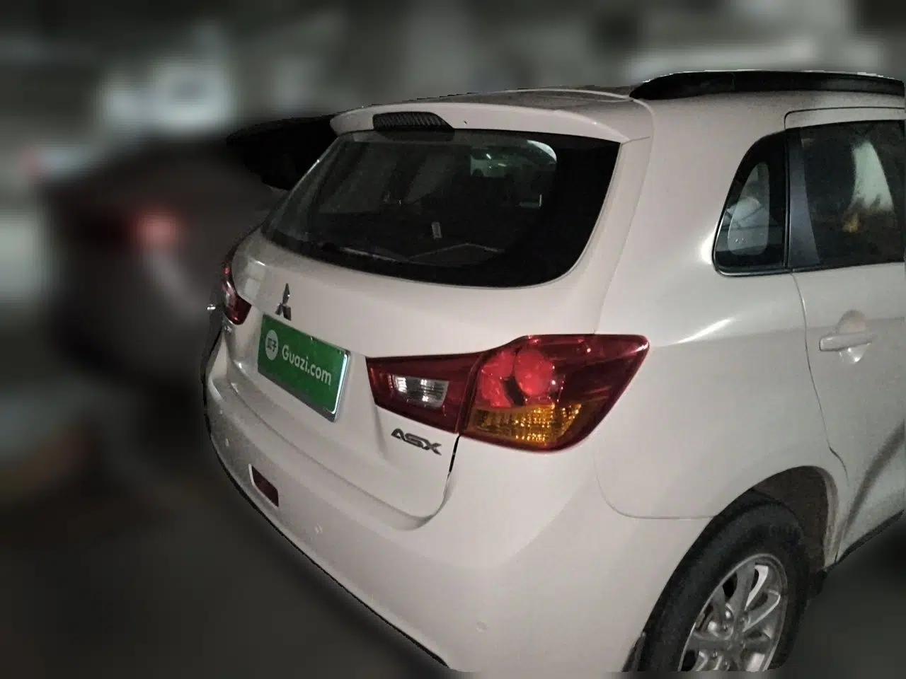 Mitsubishi ASX 2013 1.6L Manual Two-Wheel Drive Standard Edition — миниатюра 5
