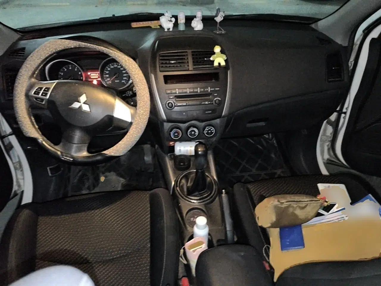 Mitsubishi ASX 2013 1.6L Manual Two-Wheel Drive Standard Edition — миниатюра 9