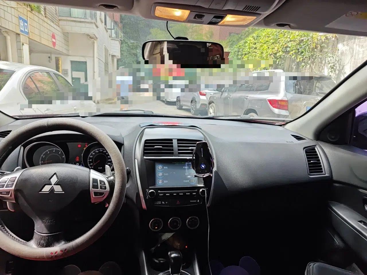 Mitsubishi ASX 2011 2.0 L Two-Wheel Drive XuanYi Version — миниатюра 18