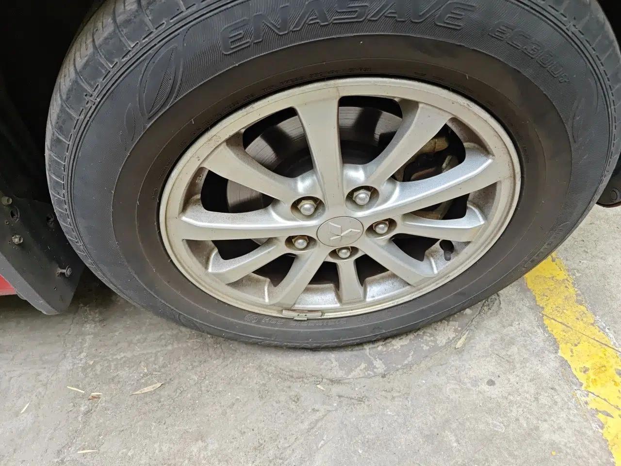 Mitsubishi ASX 2011 2.0 L Two-Wheel Drive XuanYi Version — миниатюра 8