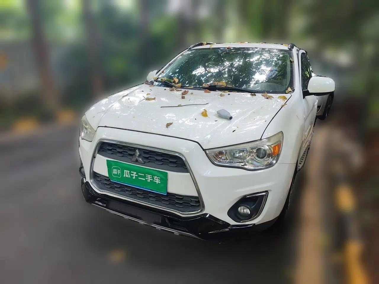 Mitsubishi ASX 2013 2.0L CVT Two-Wheel Drive Luxury Edition — миниатюра 1