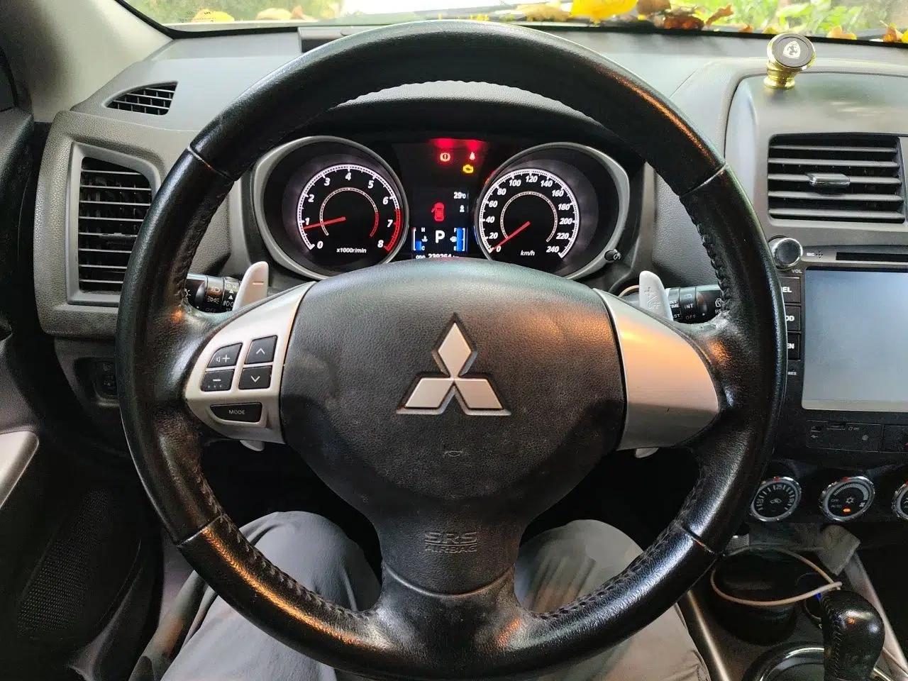 Mitsubishi ASX 2013 2.0L CVT Two-Wheel Drive Luxury Edition — миниатюра 10