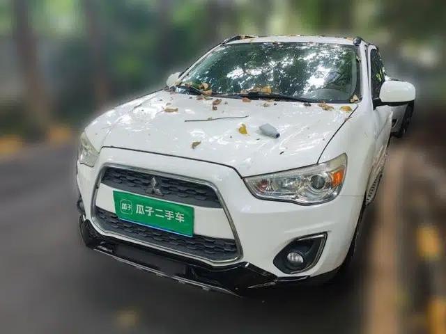Mitsubishi ASX 2013 2.0L CVT Two-Wheel Drive Luxury Edition