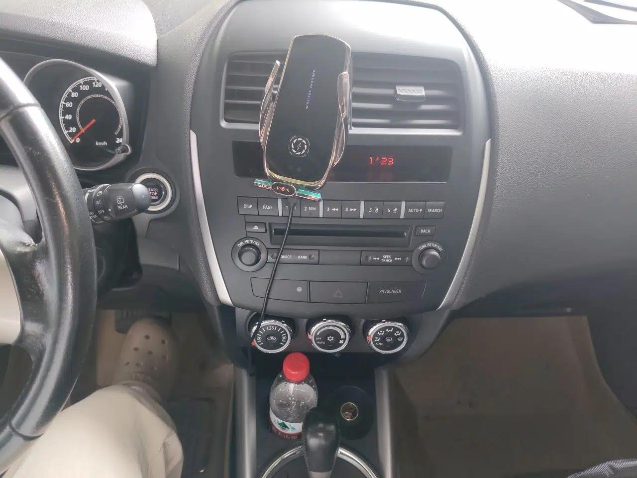 Mitsubishi ASX 2013 2.0L CVT Two-Wheel Drive Luxury Edition — миниатюра 13