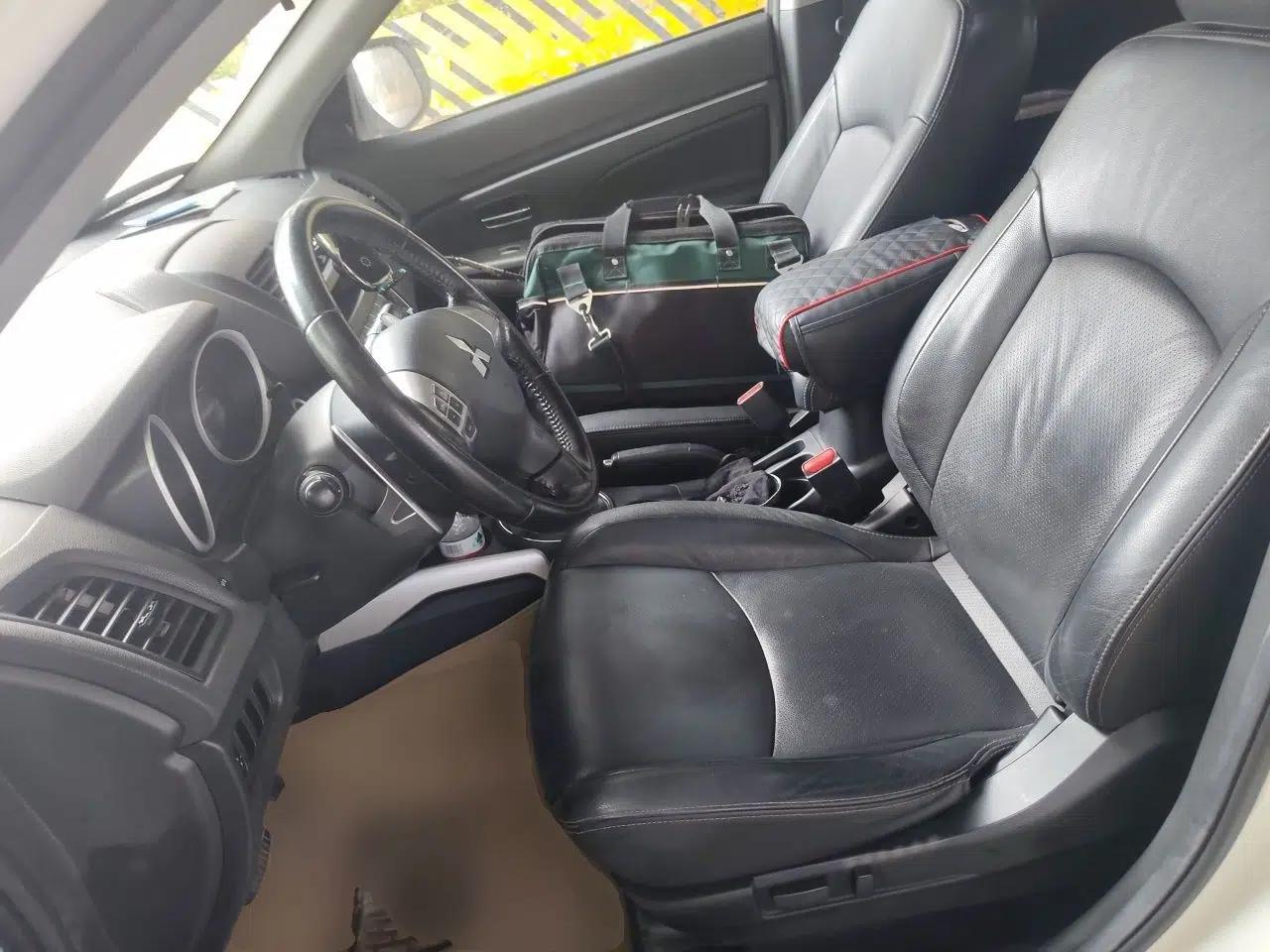 Mitsubishi ASX 2013 2.0L CVT Two-Wheel Drive Luxury Edition — миниатюра 15