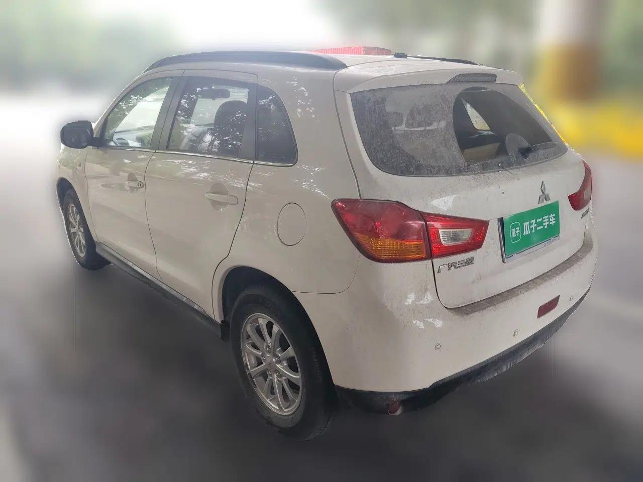 Mitsubishi ASX 2013 2.0L CVT Two-Wheel Drive Luxury Edition — миниатюра 4