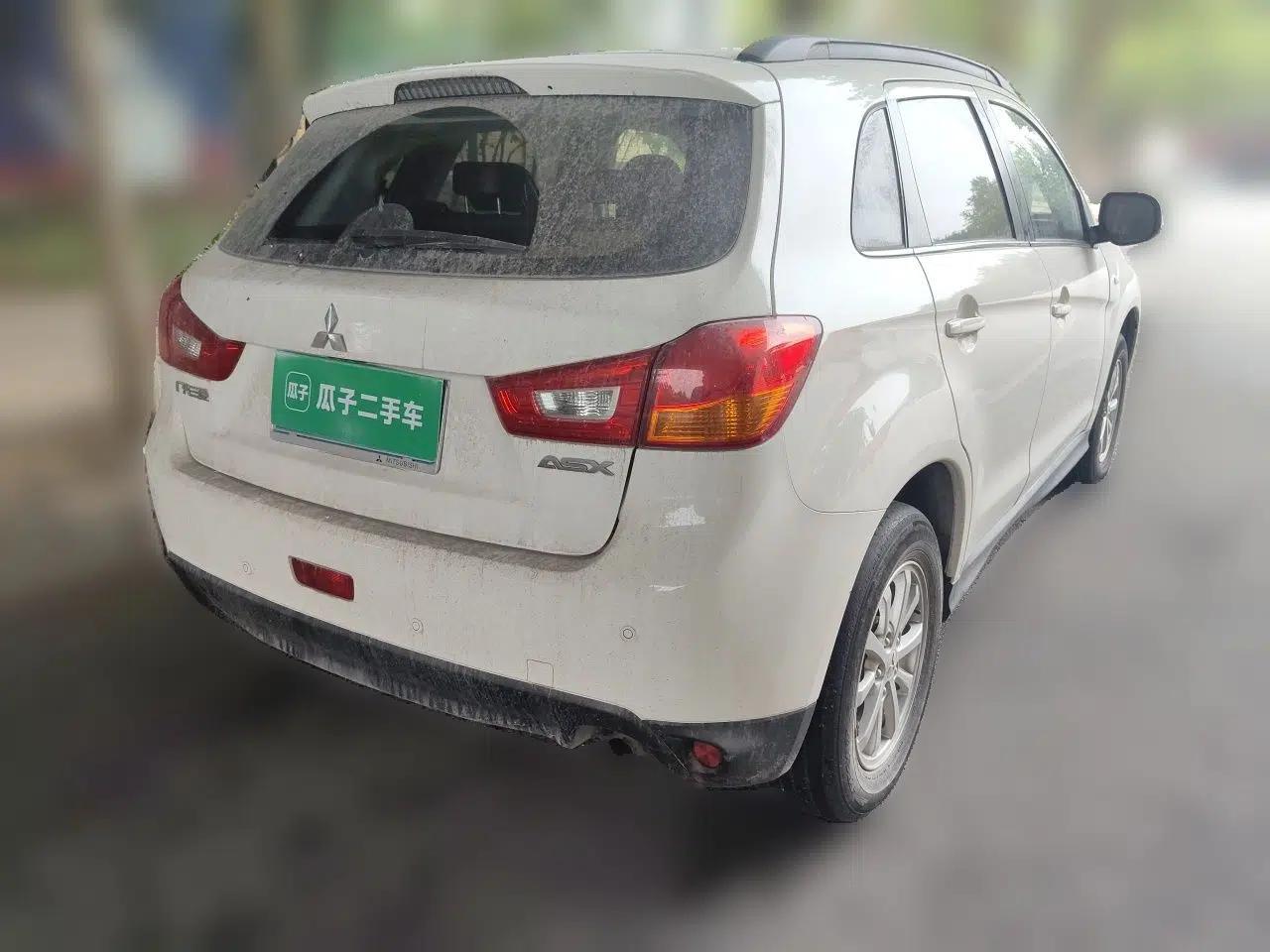 Mitsubishi ASX 2013 2.0L CVT Two-Wheel Drive Luxury Edition — миниатюра 6