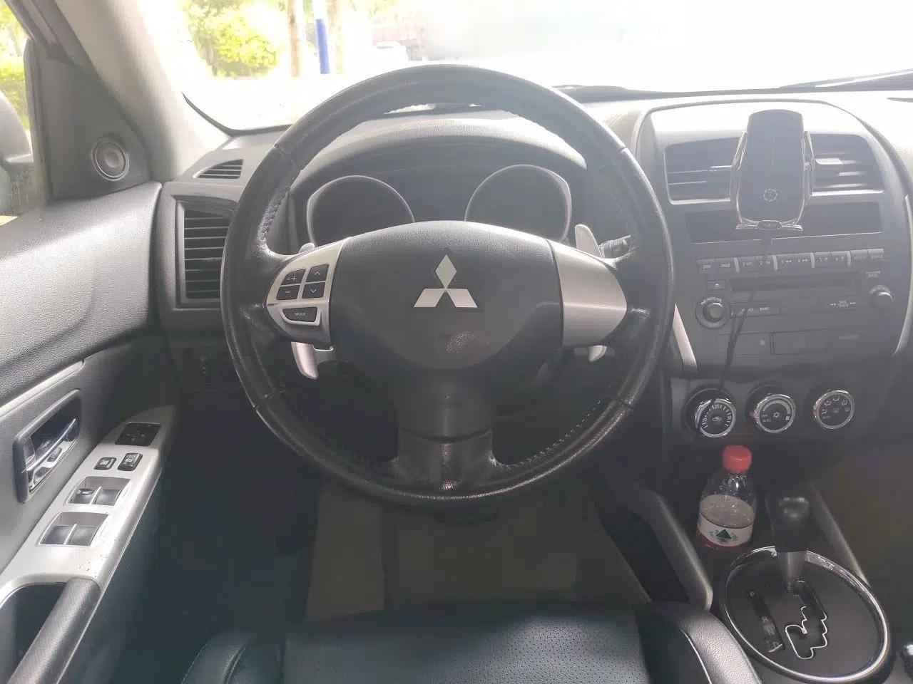 Mitsubishi ASX 2013 2.0L CVT Two-Wheel Drive Luxury Edition — миниатюра 10
