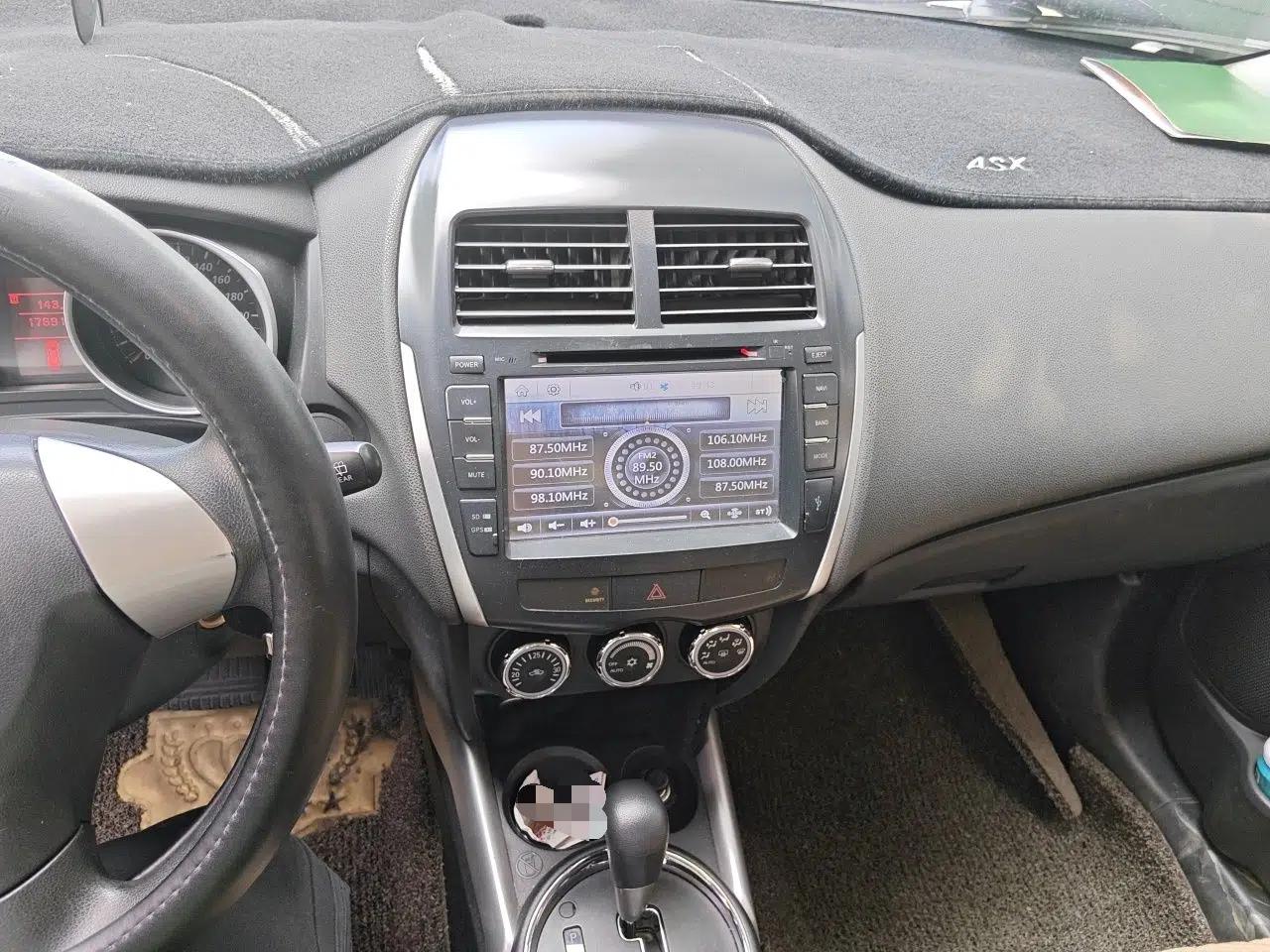 Mitsubishi ASX 2013 2.0L CVT Two-Wheel Drive Elite Edition — миниатюра 13