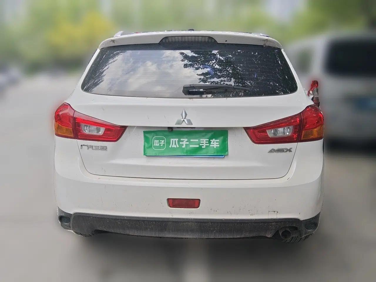Mitsubishi ASX 2013 2.0L CVT Two-Wheel Drive Elite Edition — миниатюра 5