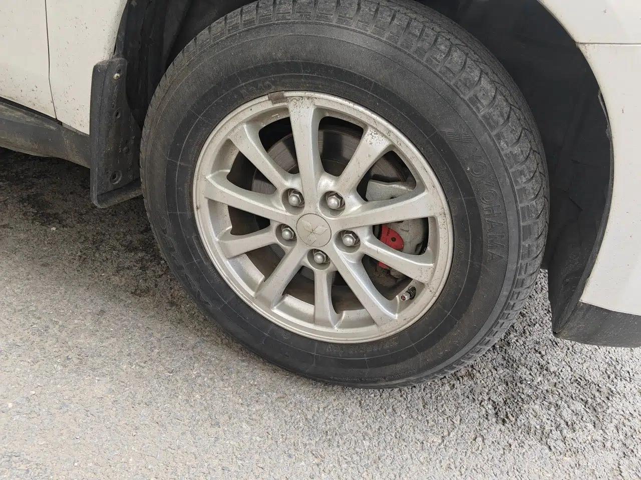 Mitsubishi ASX 2013 2.0L CVT Two-Wheel Drive Elite Edition — миниатюра 8