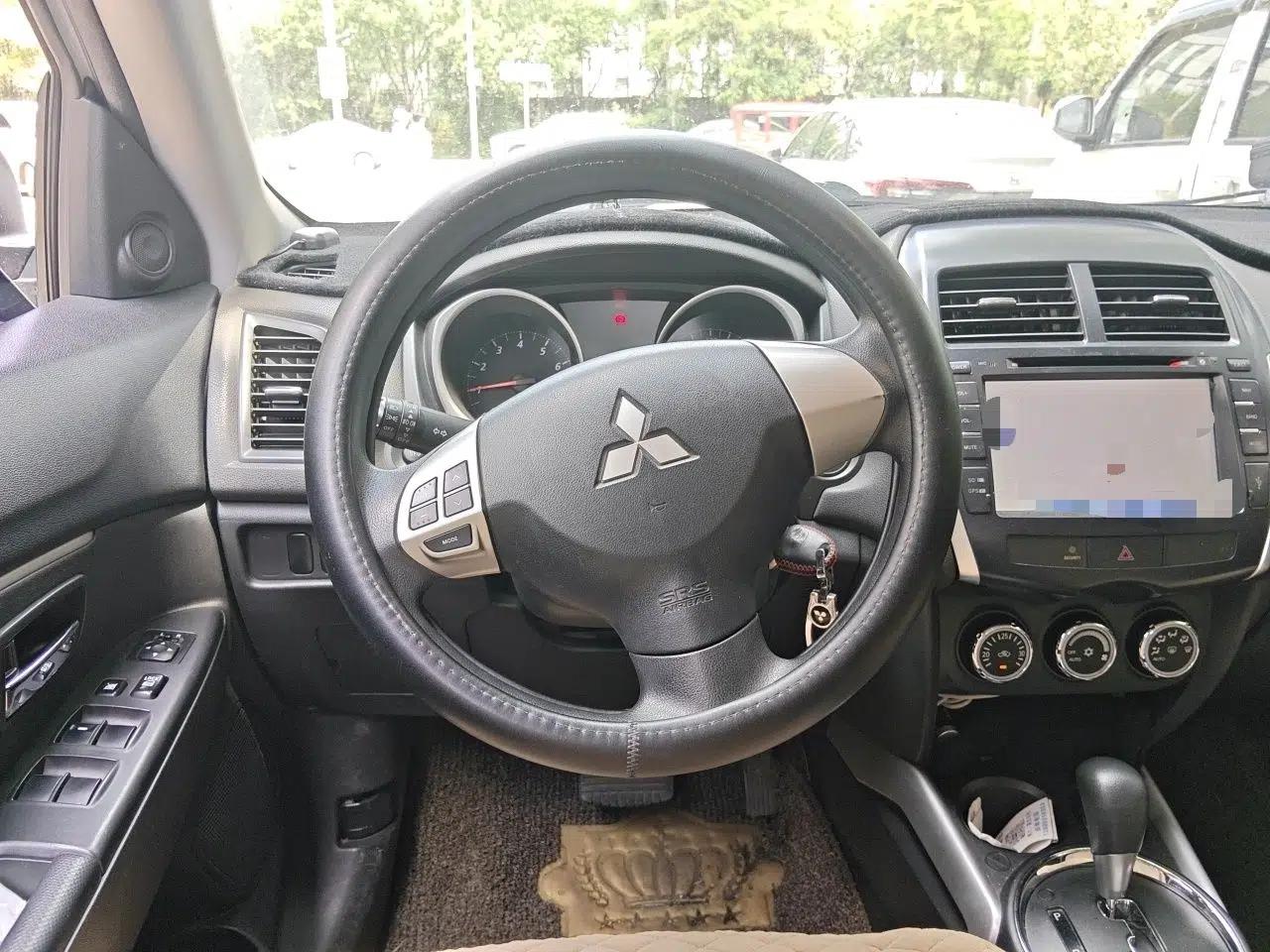 Mitsubishi ASX 2013 2.0L CVT Two-Wheel Drive Elite Edition — миниатюра 10