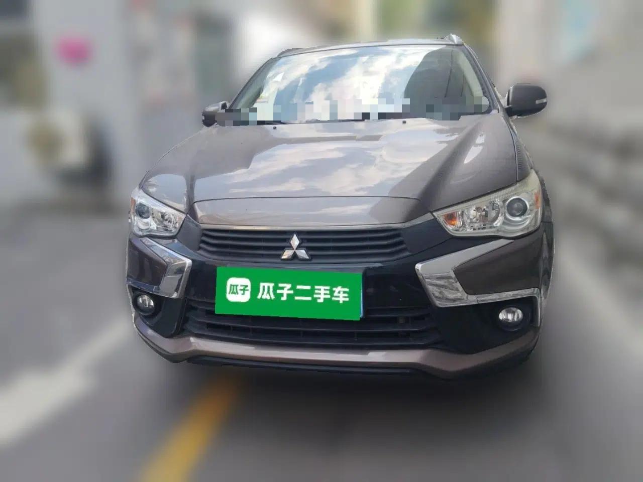 Mitsubishi ASX 2018 2.0L CVT Two-Wheel Drive Deluxe Edition — миниатюра 2