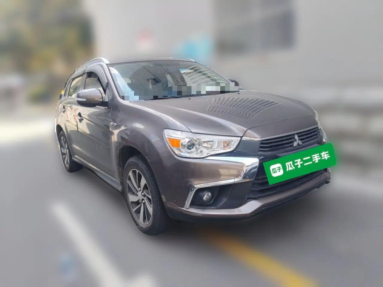 Mitsubishi ASX 2018 2.0L CVT Two-Wheel Drive Deluxe Edition — миниатюра 3
